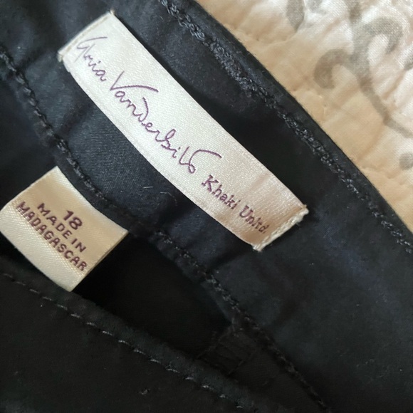 Gloria Vanderbilt straight leg khaki pants size 18 black - Picture 2 of 4